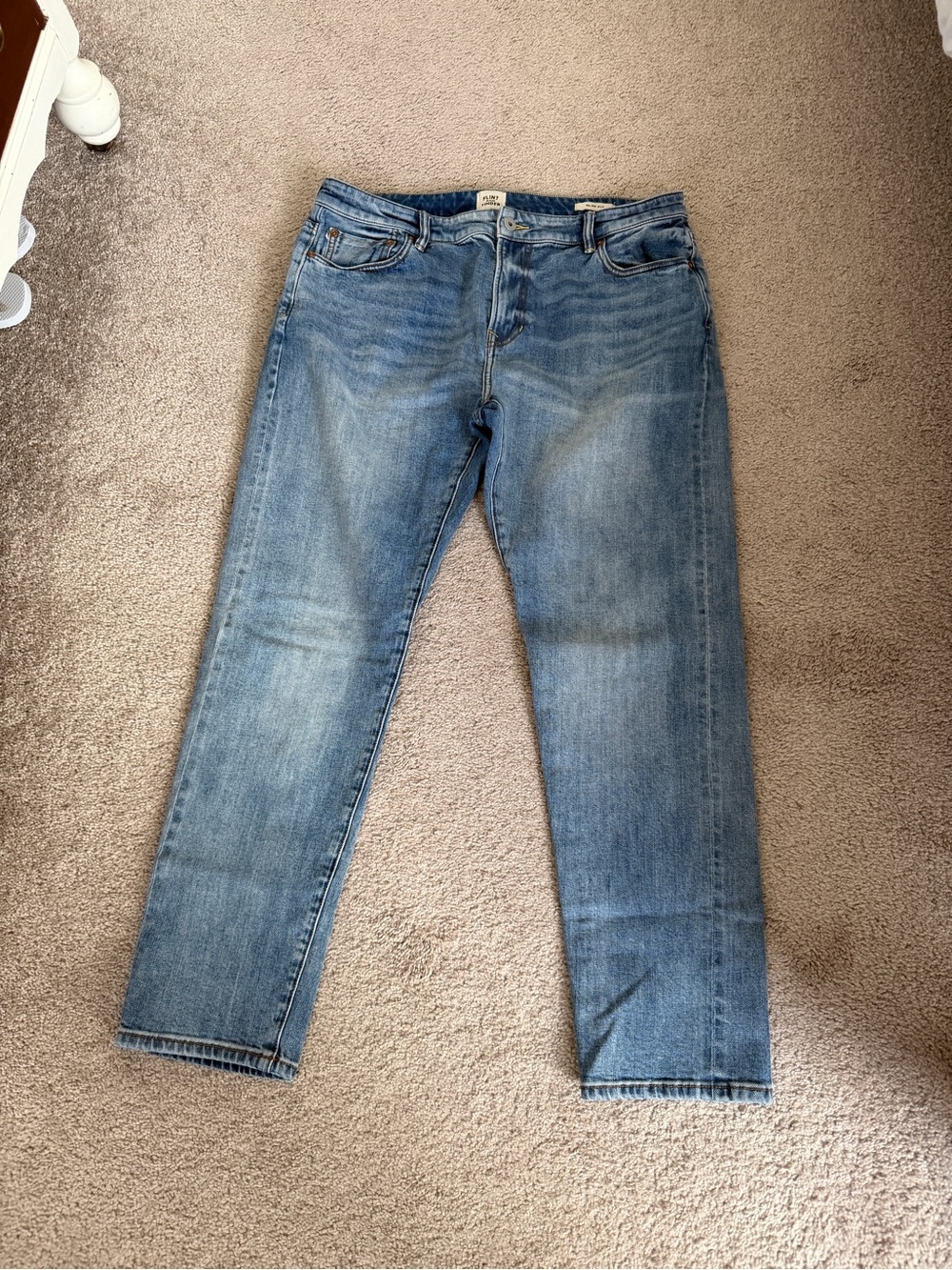 Flint and Tinder Slim Light Blue Men's Jeans - Classic Everyday Style